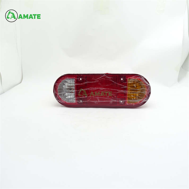 21Q4-60212 Rear Light for R140W-9 R170W-9 R180W-9 R210W-9 R210W9 21Q460212